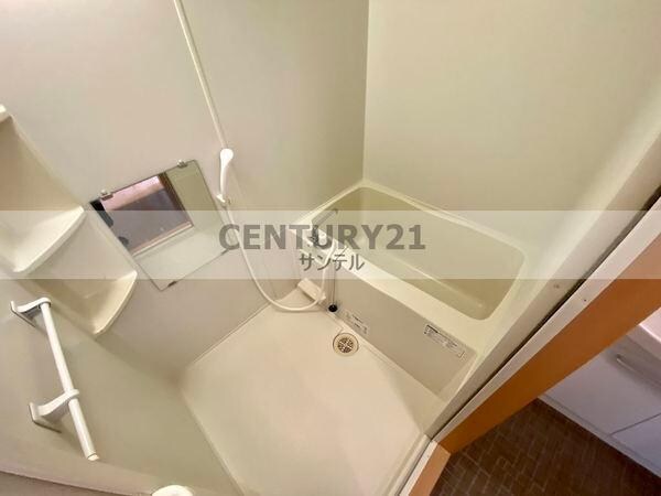 エメラルドマンションの物件内観写真