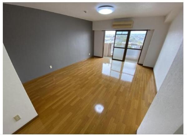 シャンテ城ケ崎の物件内観写真