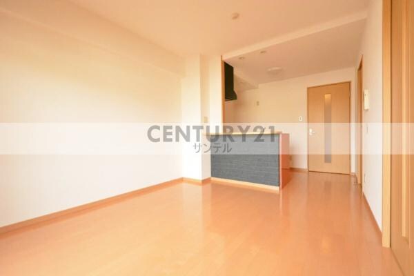 エメラルドマンションの物件内観写真