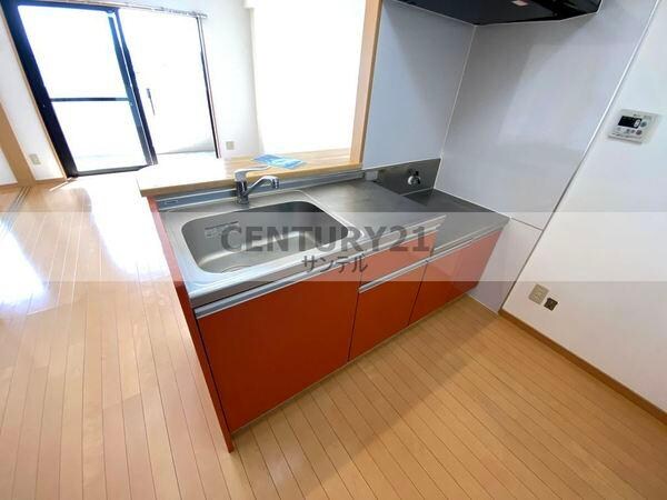 エメラルドマンションの物件内観写真