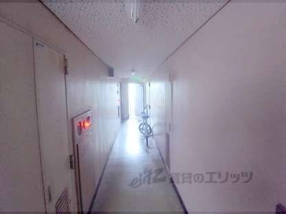 西陣ロイヤルハイツの物件内観写真