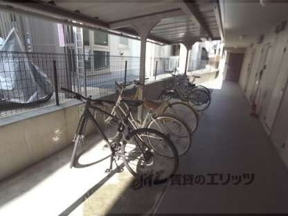 シャルルーズの物件内観写真