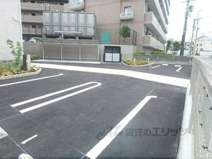 ルーチェ伊勢田の物件内観写真