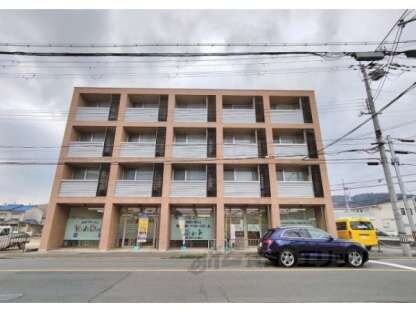 メゾンカルムの物件外観写真