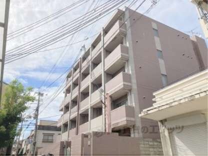 ヴァン・イーストの物件外観写真