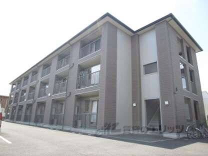 パールコートの物件外観写真