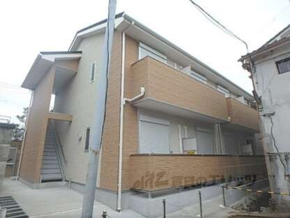 デュラカーサ・ルシア鳥羽街道の物件外観写真