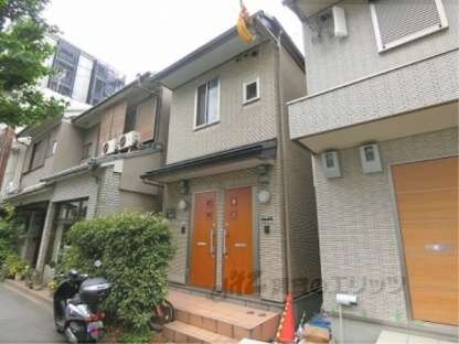 新コゥジィーコート烏丸の物件外観写真