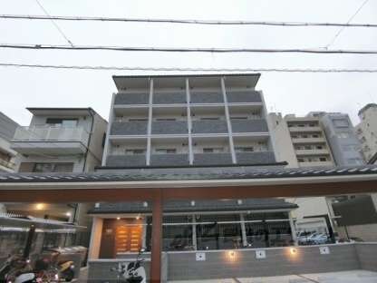 レピア西陣の物件外観写真