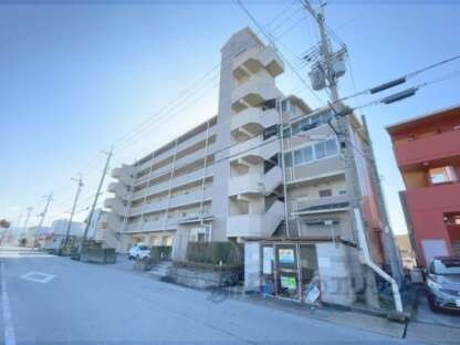 エスポＲⅢの物件外観写真