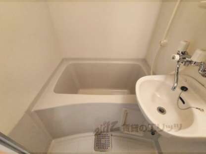 メゾンカルムの物件内観写真