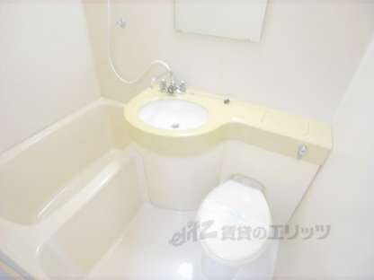 ヴィラホワイトの物件内観写真