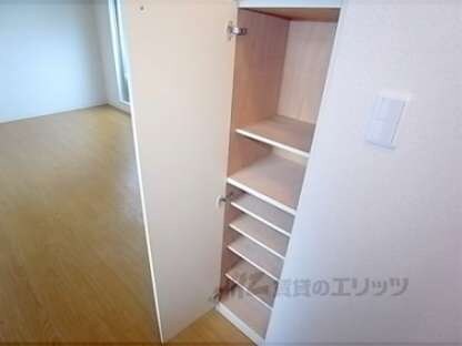 ヴィラサンシルク西大路の物件内観写真