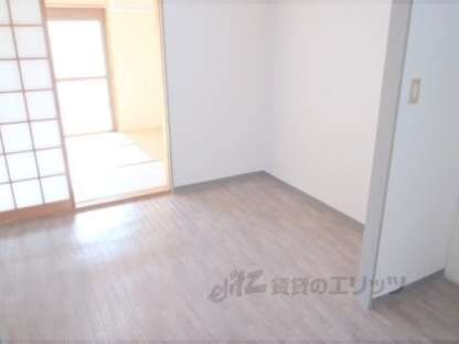 リバーサイド西賀茂の物件内観写真