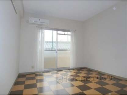 シャインズフラッツの物件内観写真