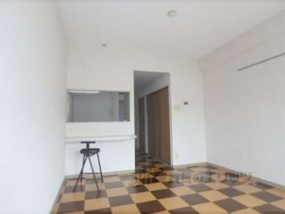 シャインズフラッツの物件内観写真