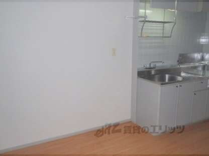 サンライフ上桂の物件内観写真