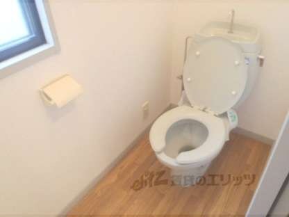 サンライフ上桂の物件内観写真