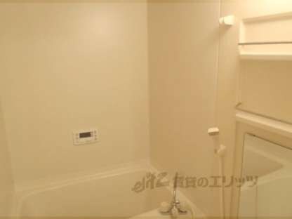 ハイカムール上桂の物件内観写真