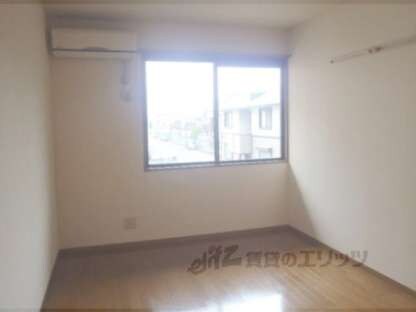 ハイカムール上桂の物件内観写真