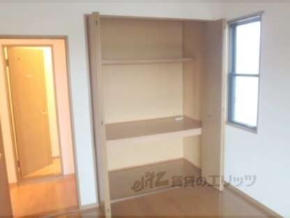 ハイカムール上桂の物件内観写真