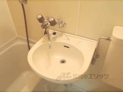 フロイデ東向日の物件内観写真