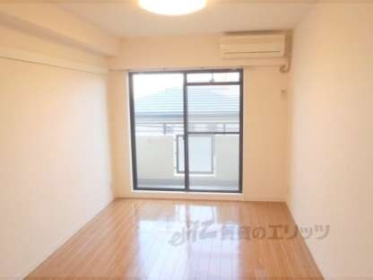 フロイデ東向日の物件内観写真