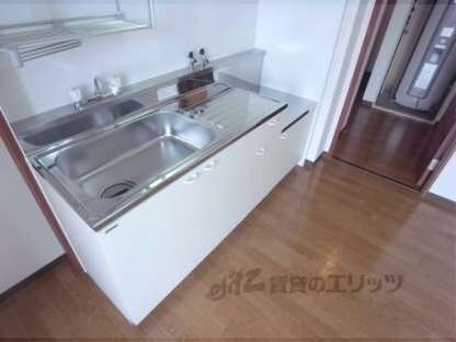 西陣ロイヤルハイツの物件内観写真