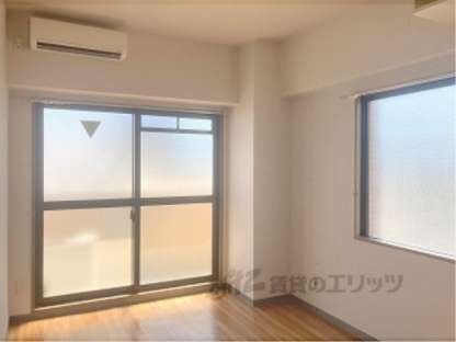 ＲＡＦＦＩＮＥ御所西の物件内観写真