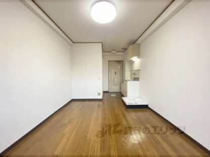 ピエスドゥ－の物件内観写真