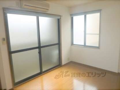 グロリアス杉本の物件内観写真