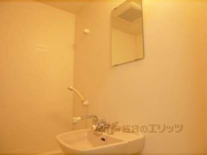 ベレヴュー鴨川の物件内観写真