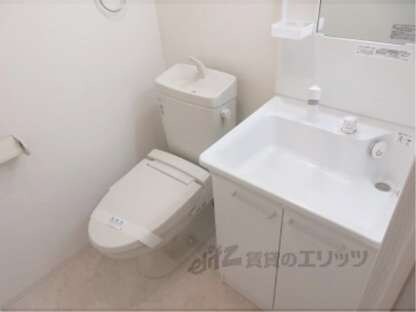 サンフェスタ東福寺B棟の物件内観写真