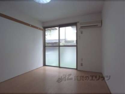 スッデンテンハイムベーレンの物件内観写真