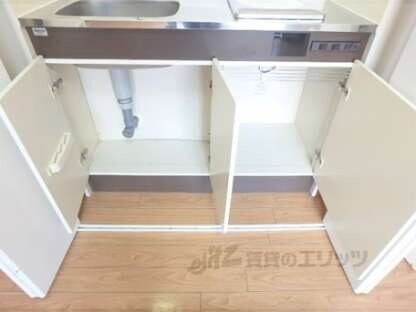 ロイヤルヒルズ鷹ヶ峯の物件内観写真