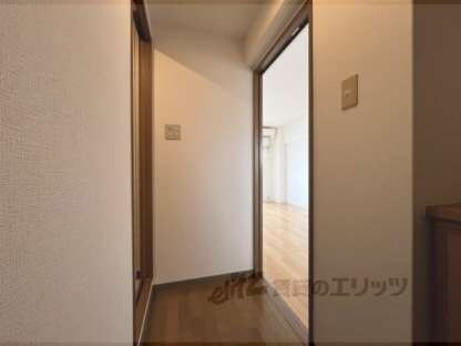 京都クレセントマンションの物件内観写真
