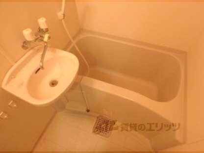 ヴィヴァーチェ北山の物件内観写真