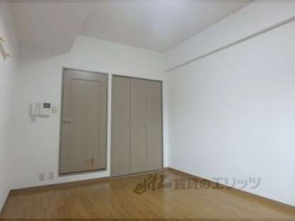 ヴィヴァーチェ北山の物件内観写真