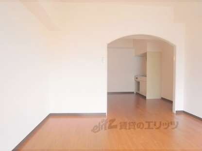 ロイヤル河原町五条の物件内観写真