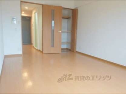 カスタリア京都西七条の物件内観写真