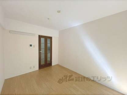 ピラーズ御所西の物件内観写真