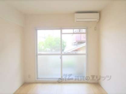 ピラーズ御所西の物件内観写真