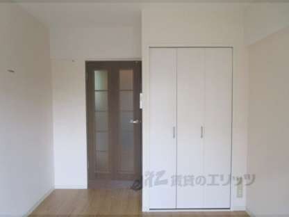 ピラーズ御所西の物件内観写真