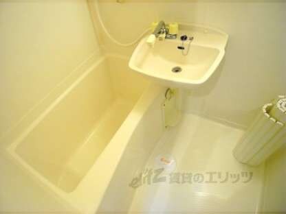 ピラーズ御所西の物件内観写真