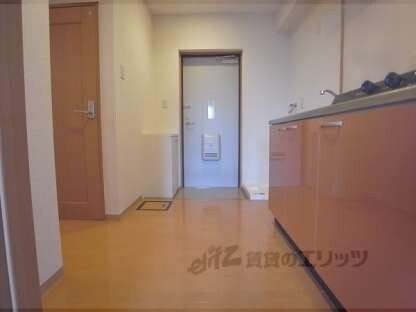 シャルルーズの物件内観写真