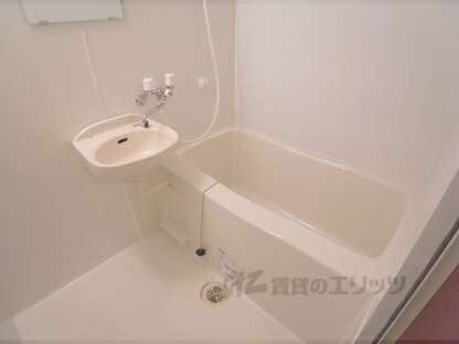 シャルルーズの物件内観写真