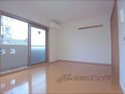 シャルルーズの物件内観写真