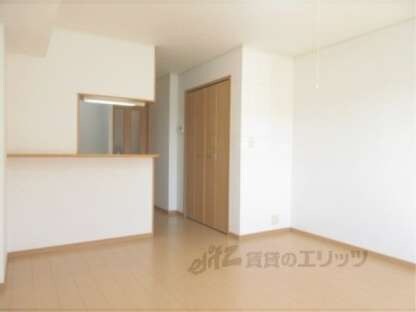 ヴィラブルーレイクⅠの物件内観写真