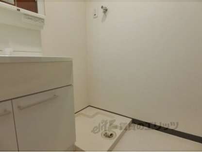 エターナルコート三条の物件内観写真