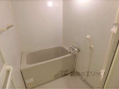 エターナルコート三条の物件内観写真